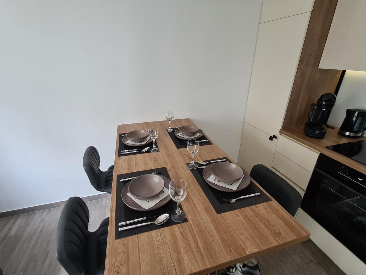 Apartman Nika ツリクヴェニツァ エクステリア 写真